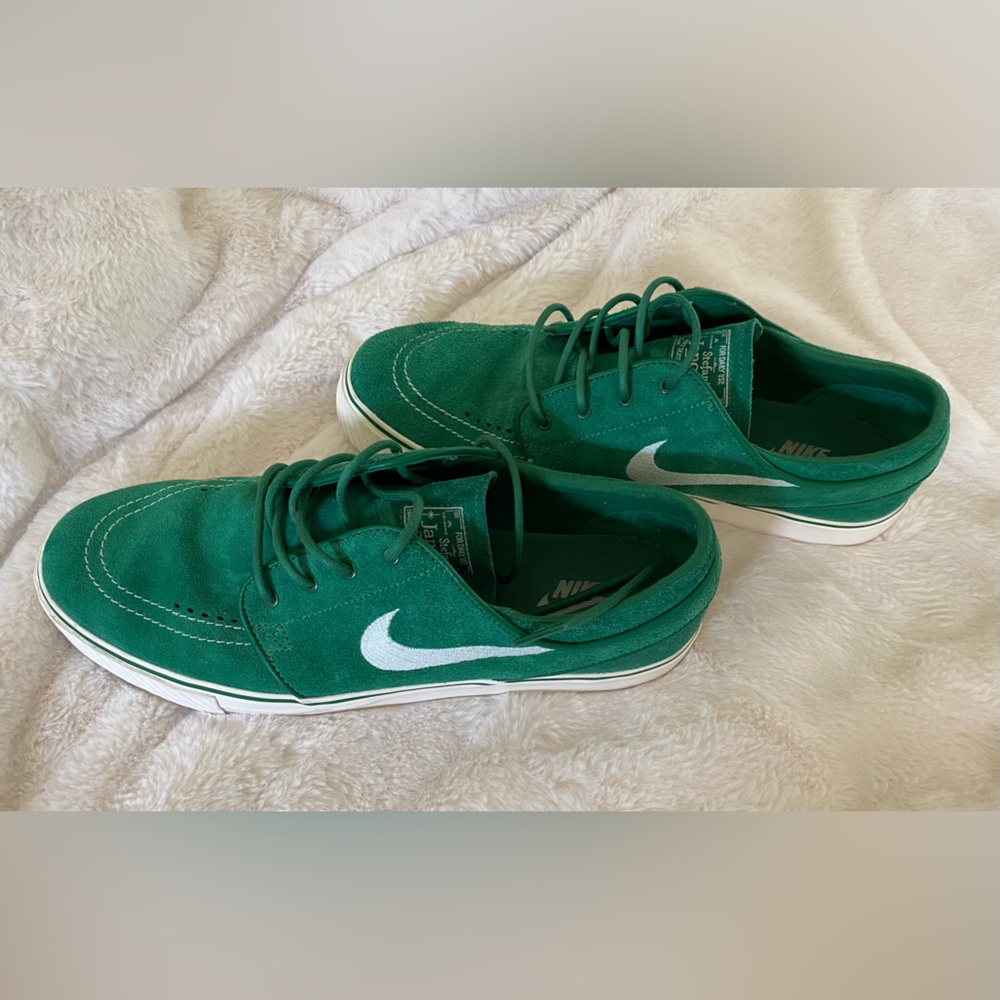 2006 Nike SB Janoski Green Suede OG size 10 US men
